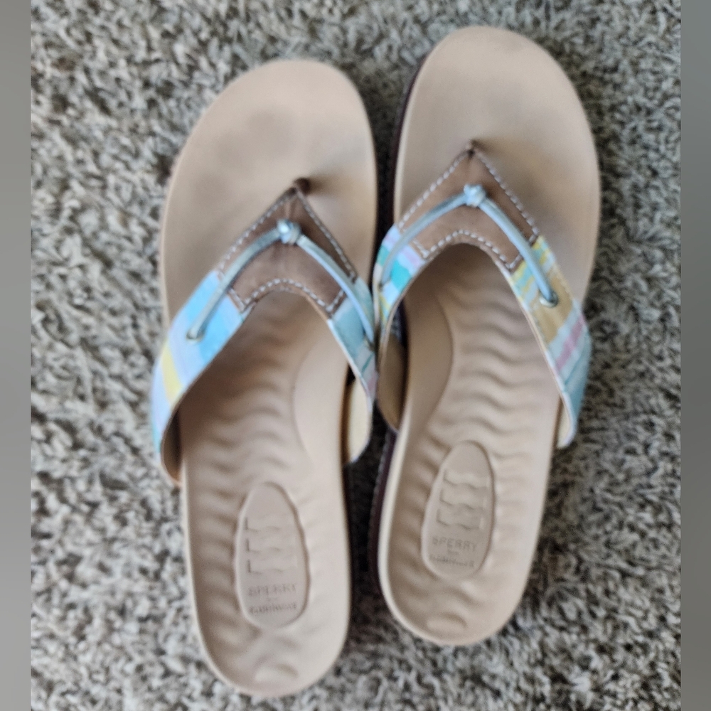Sperry flip flops - Picture 2 of 4